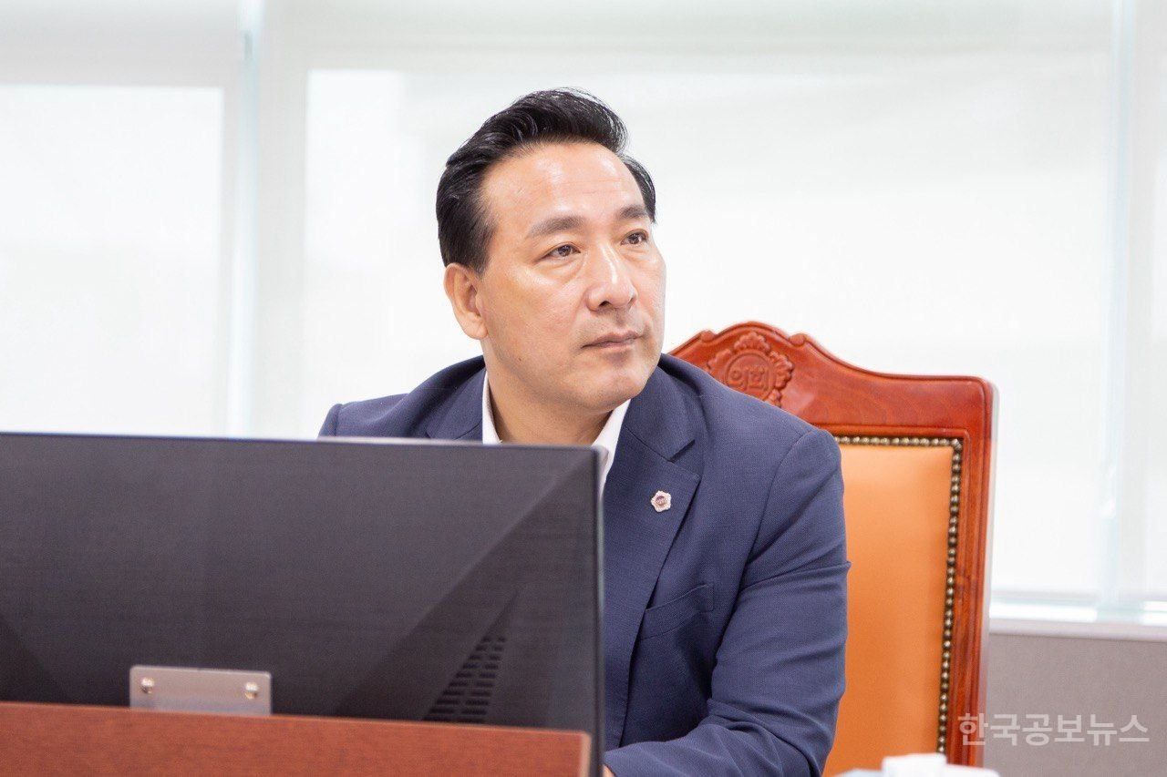 김용성 도의원, 경기도가 새롭게 추진하는 중장년⋅청년 일자리 정책 적극 옹호 기사 사진