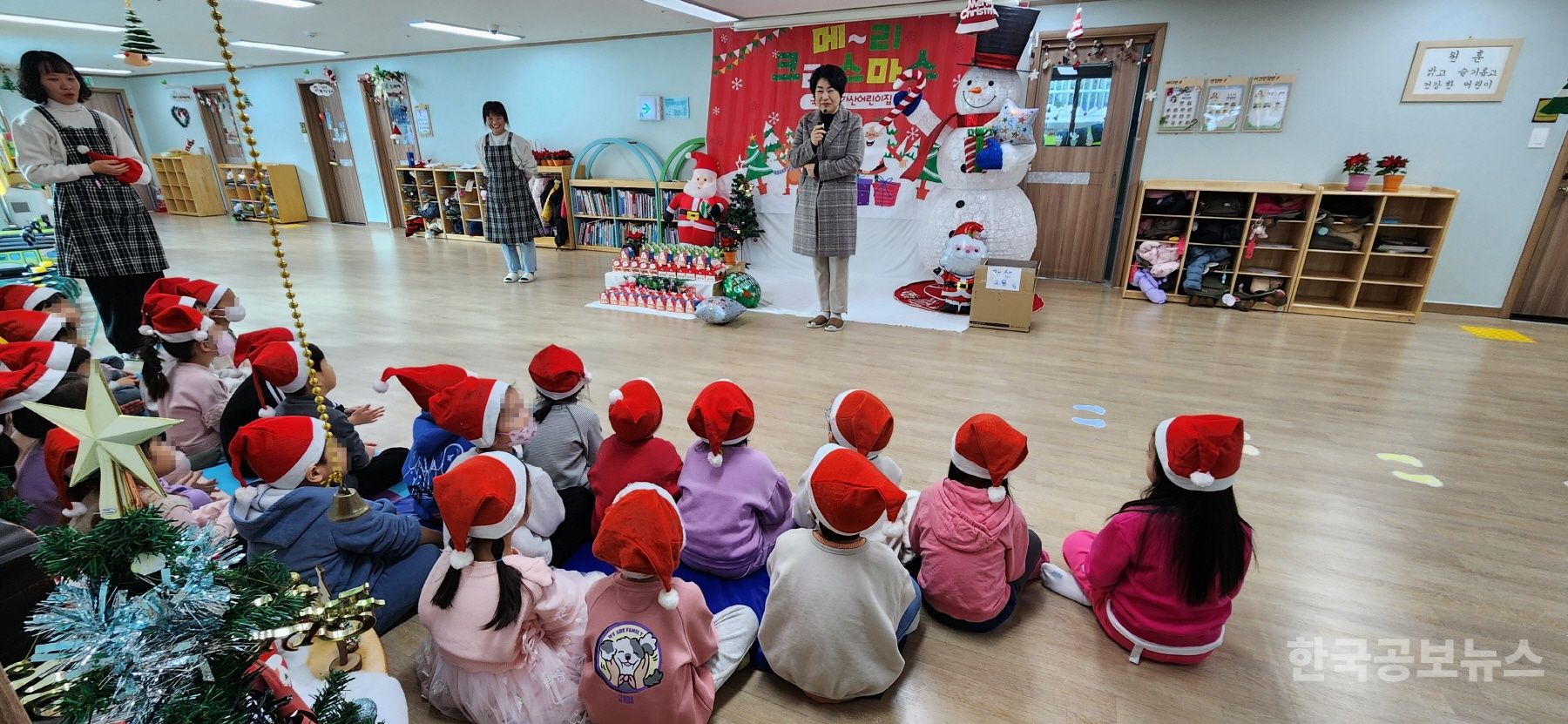 포천시 가산면 지역사회보장협의체, 사랑의 크리스마스 선물 및 케이크 전달 기사 사진