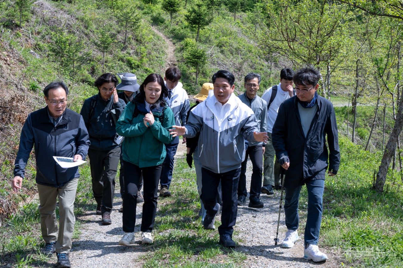 김창규 제천시장, 숲길 따라 걷는 역사 여행‘히스토리 포레스트 조성사업’현장 점검 기사 사진