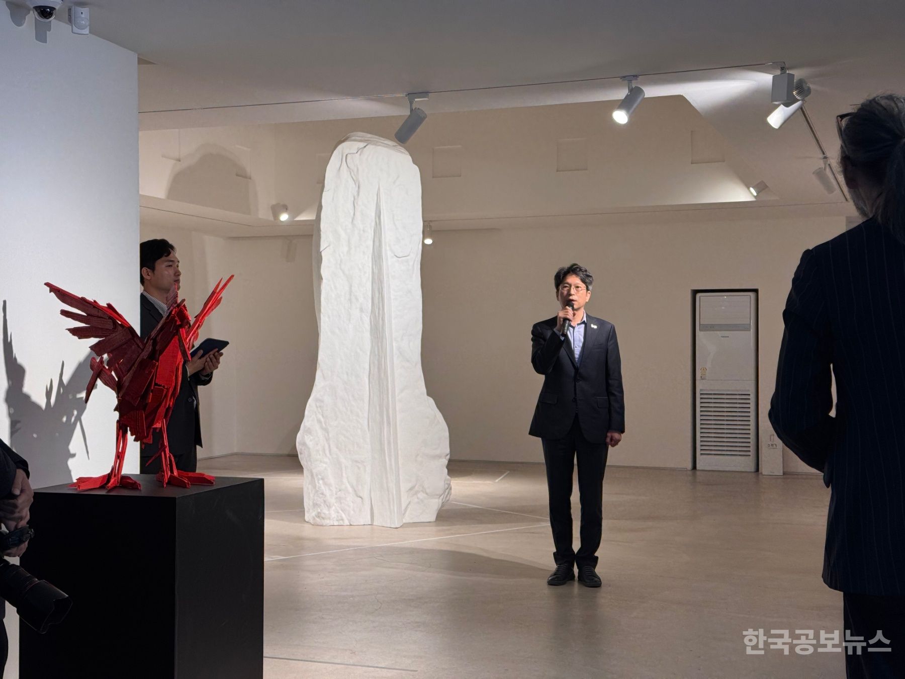 남양주시 모란미술관, 조각의 본질을 묻는 전시 개막 기사 사진