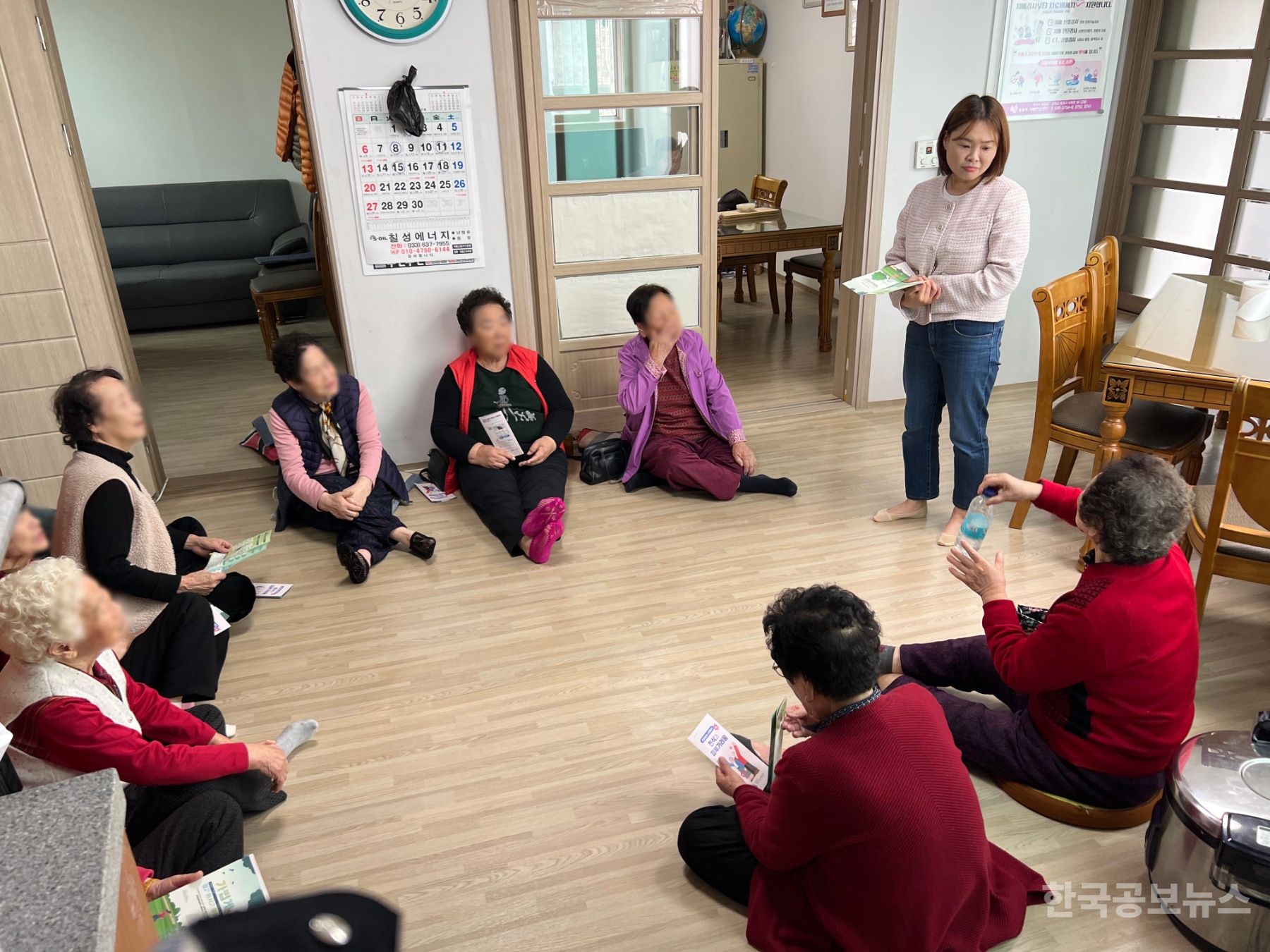 속초시보건소, 지역 내 경로당 찾아 어르신 건강 챙긴다 기사 사진