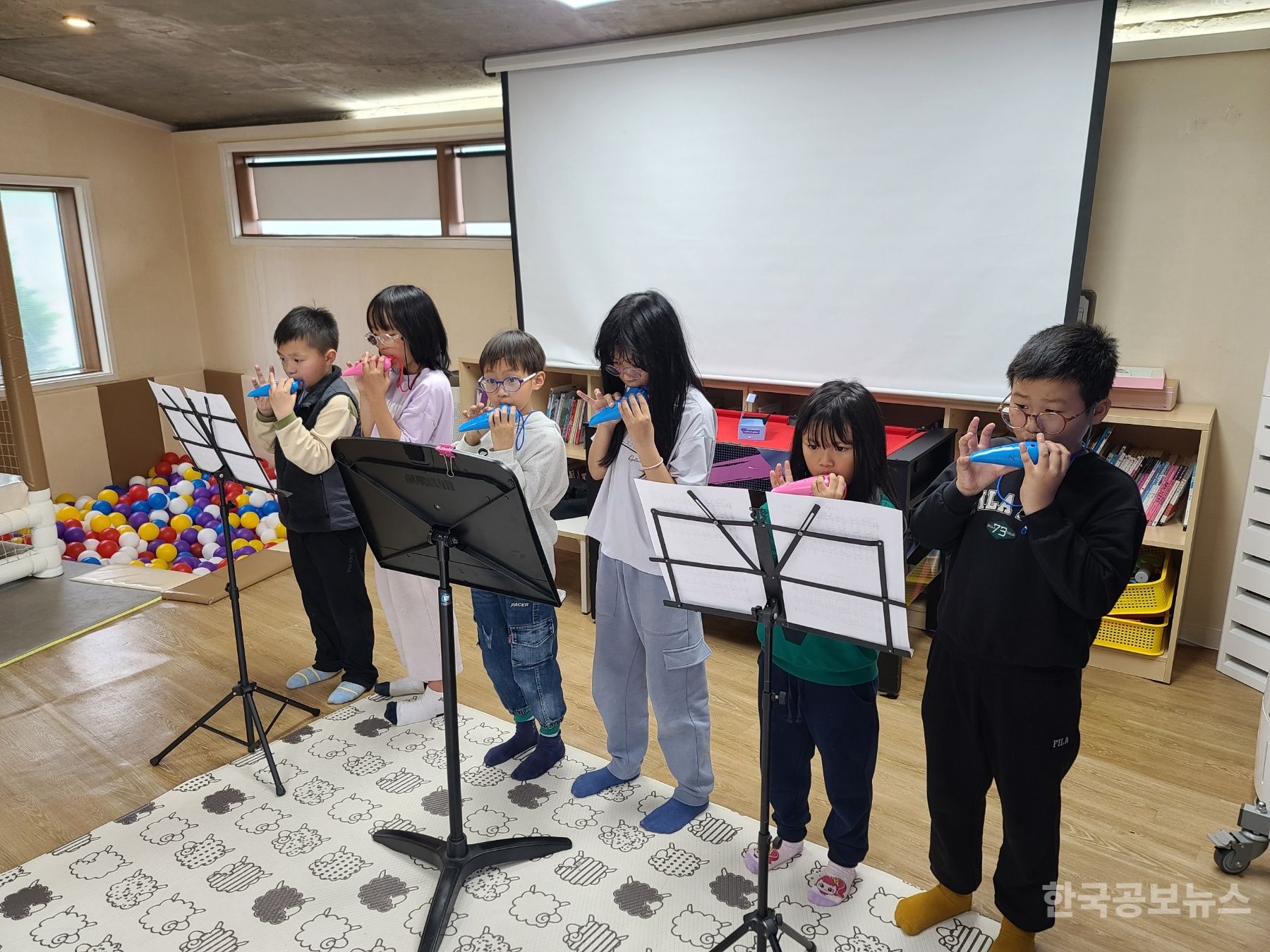영주시, 부석 올라올라놀이터  “올라올라 오카올라” 음악프로그램 성료 기사 사진