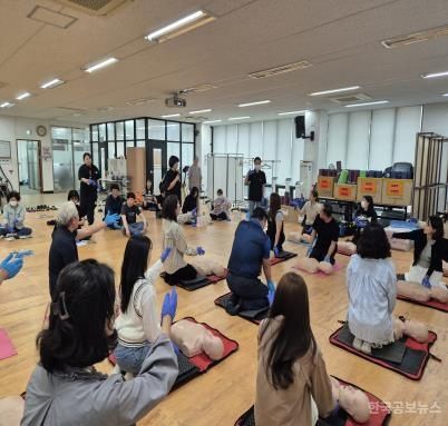 칠곡군보건소, 심폐소생술 등 응급처치교육 실시 기사 사진