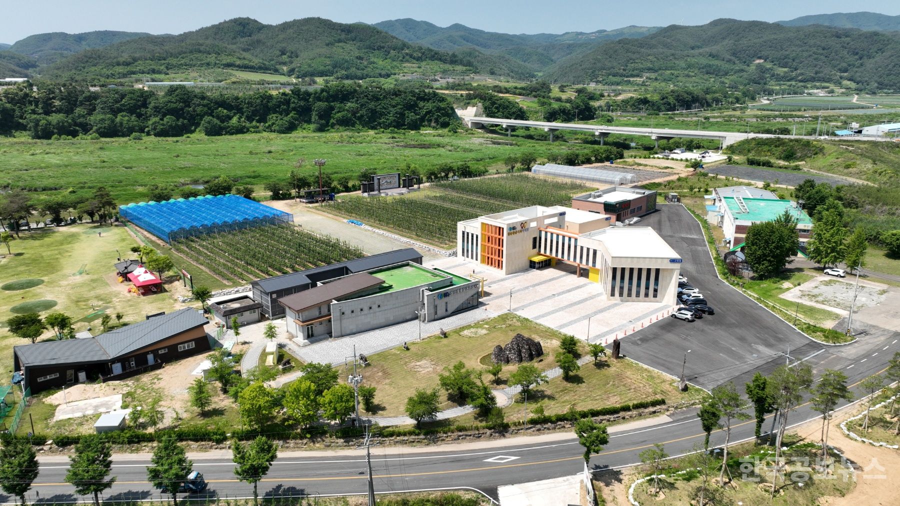 청송군, 2025 공약이행 및 정보공개 평가서 최우수 등급 선정 기사 사진