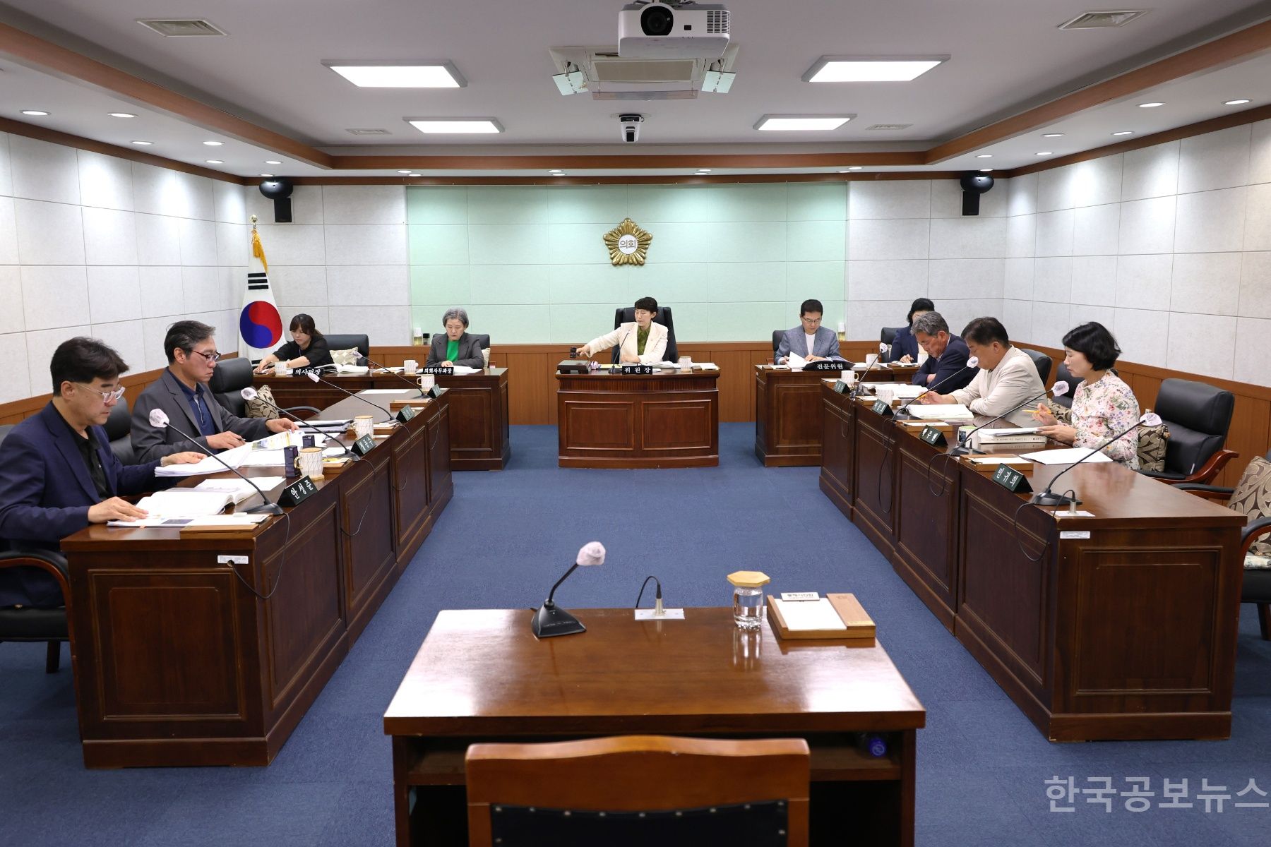 제352회 동해시의회 임시회 제5차 예산결산특별위원회 2025년도 제1회 추경 심의   기사 사진