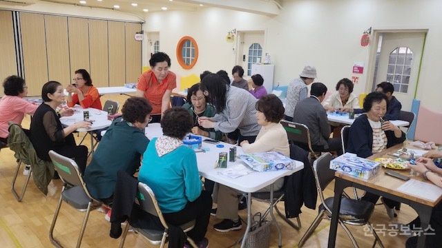 보령시 시니어, 보드게임으로 두뇌 UP, 소통 UP 기사 사진