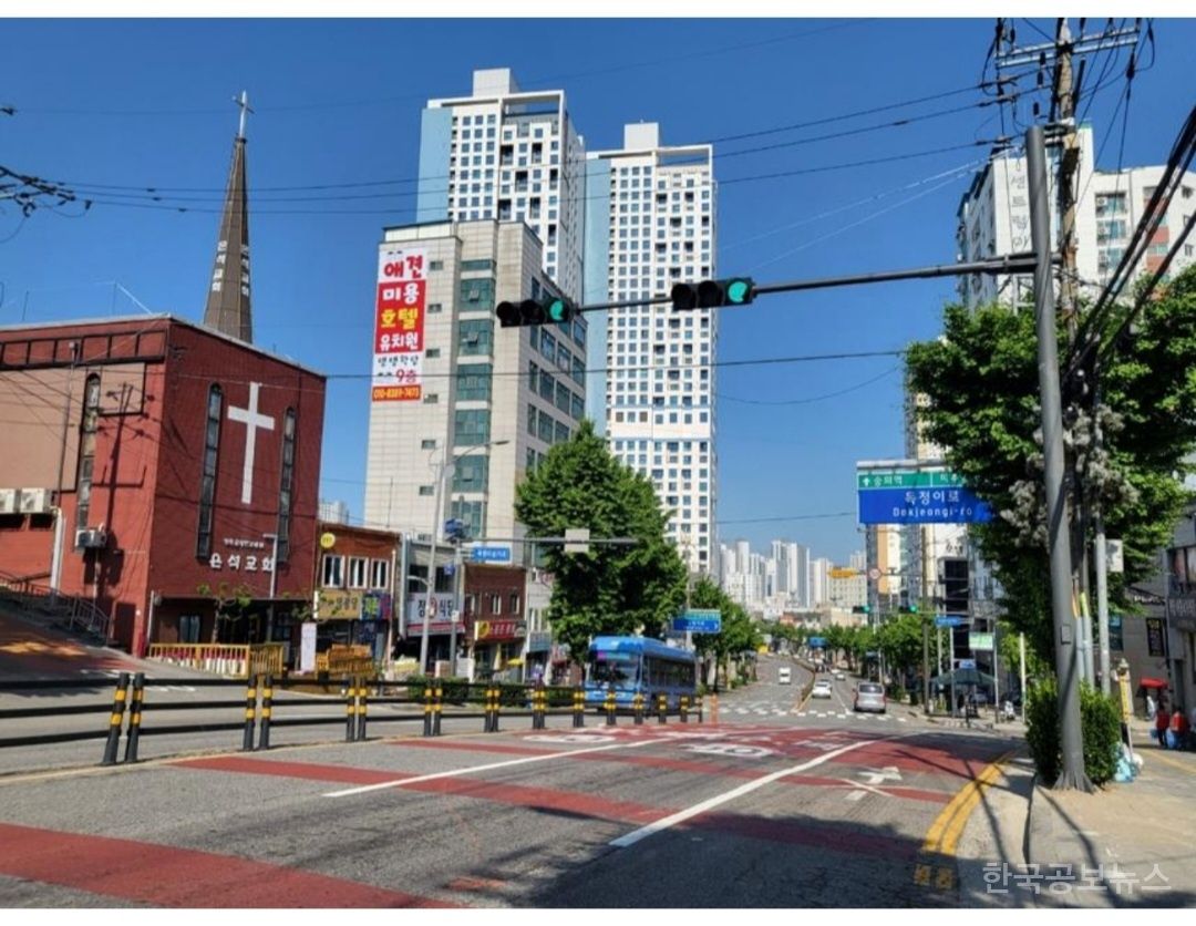  용현3동 주민자치회, 협업을 통한 교통안전 체계 구축 기사 사진