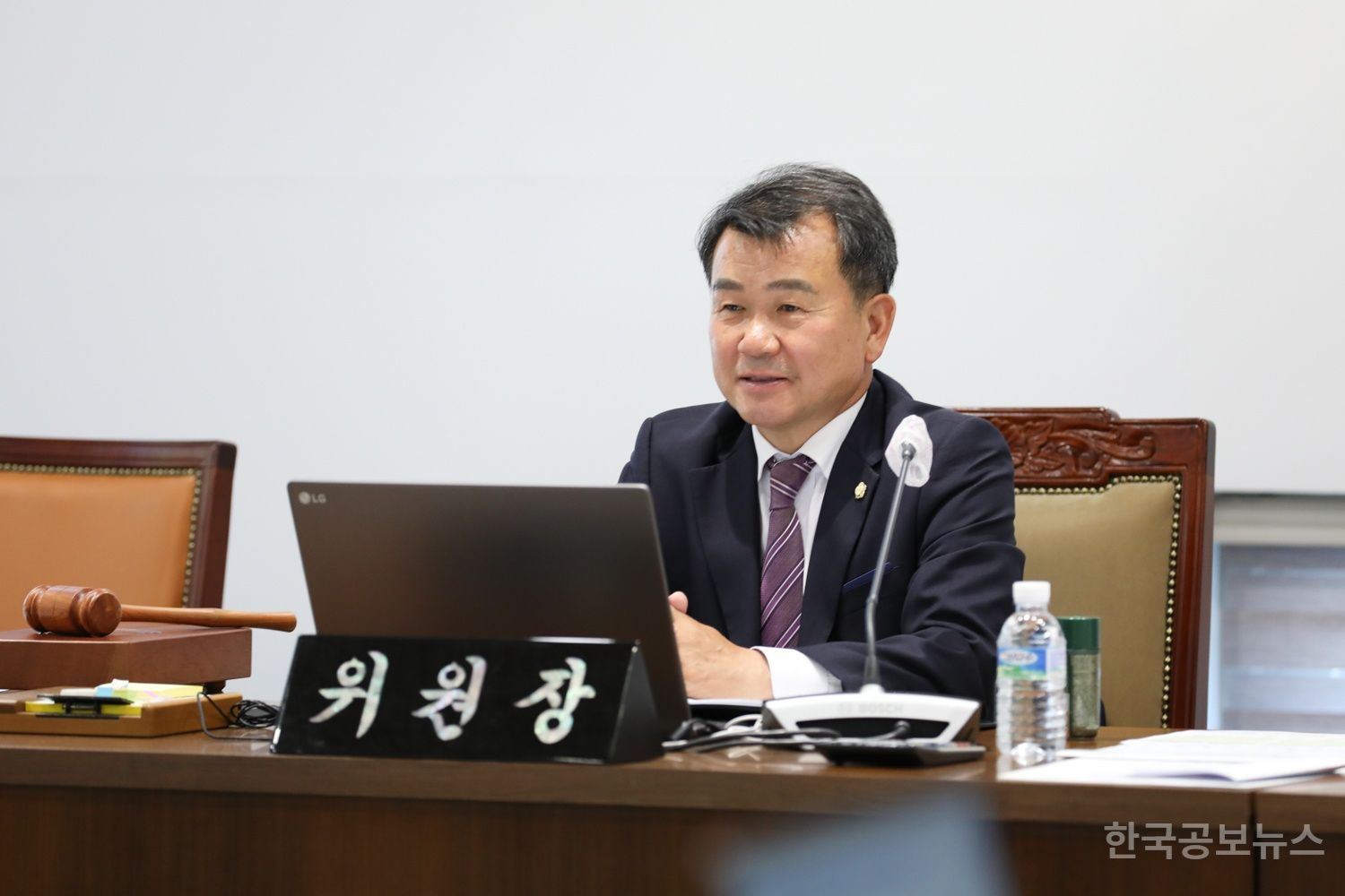 서대문구의회 김덕현 의회운영위원장,노인 무릎인공관절 수술비 지원 조례 만들어 기사 사진
