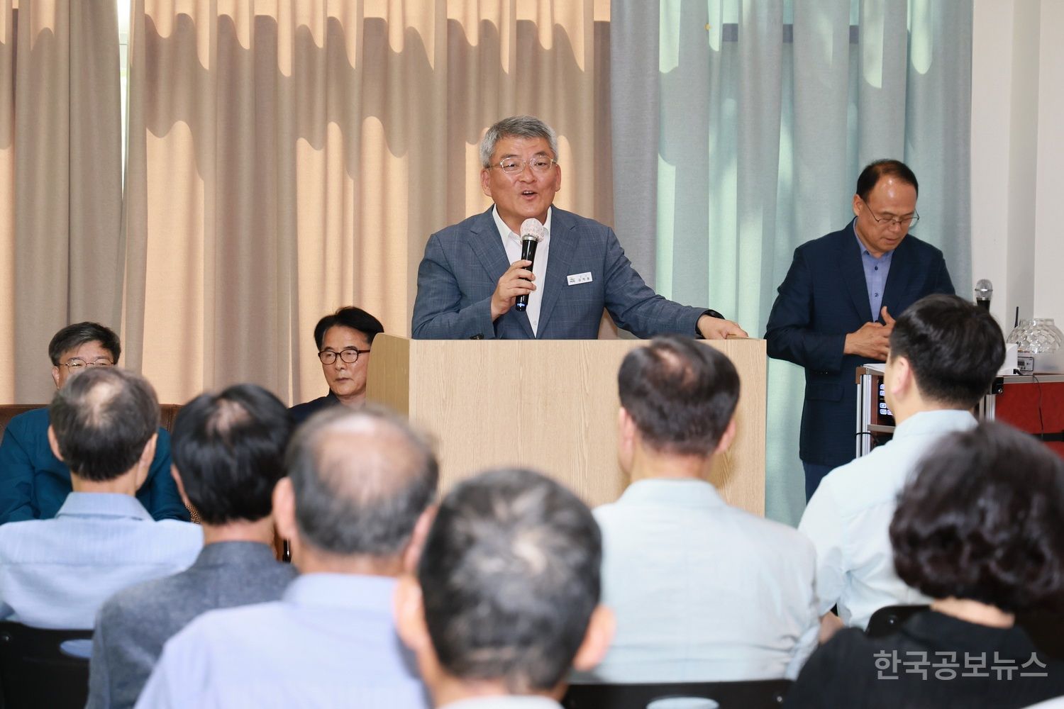 예천군 동일스위트더파크 경로당, ‘대한노인회 모범경로당’ 현판식 개최 기사 사진