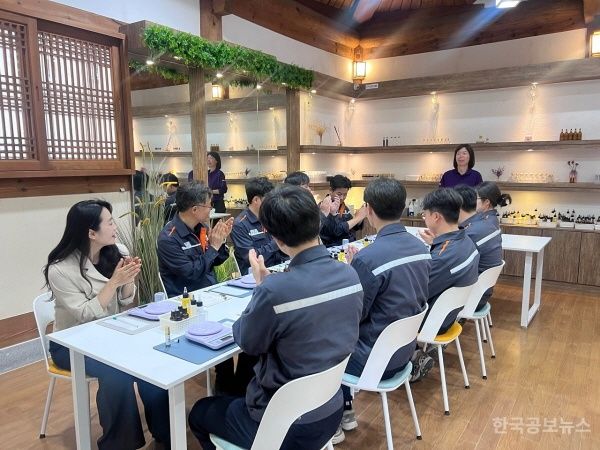 순천만국가정원, 기업‧단체 대상 ‘정원 치유 休’ 프로그램 본격 시작 기사 사진