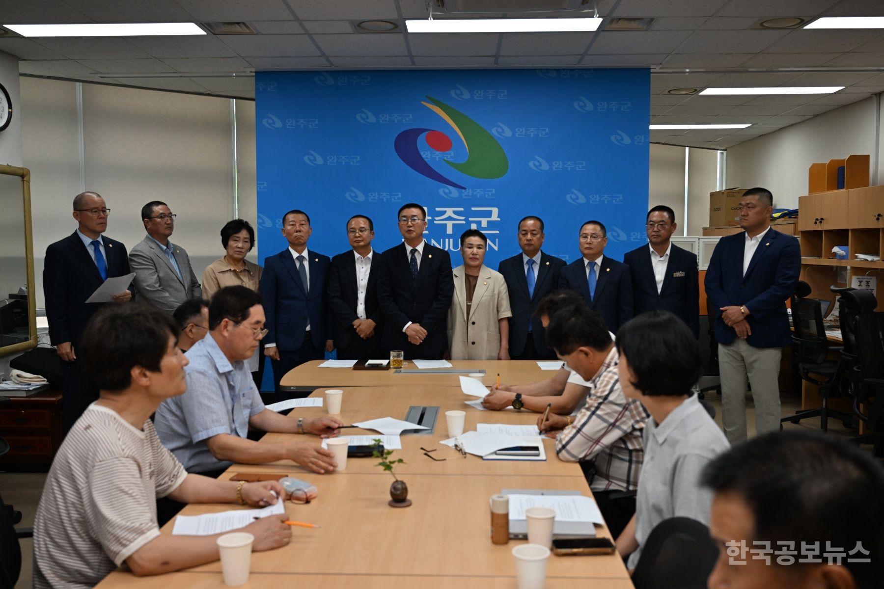 완주군의회, 개원 3주년 기자회견 개최 기사 사진