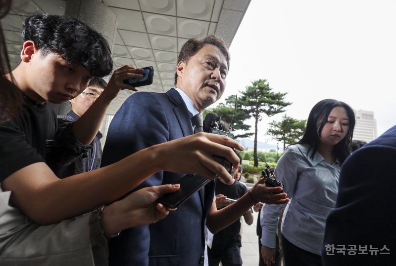 내란특검, '尹계엄' 선포 관련 김주현 전 민정수석 소환 조사 기사 사진