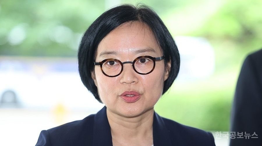 한성숙 중기부장관 후보 "취임후 네이버 주식 전량 매각할 것" 기사 사진