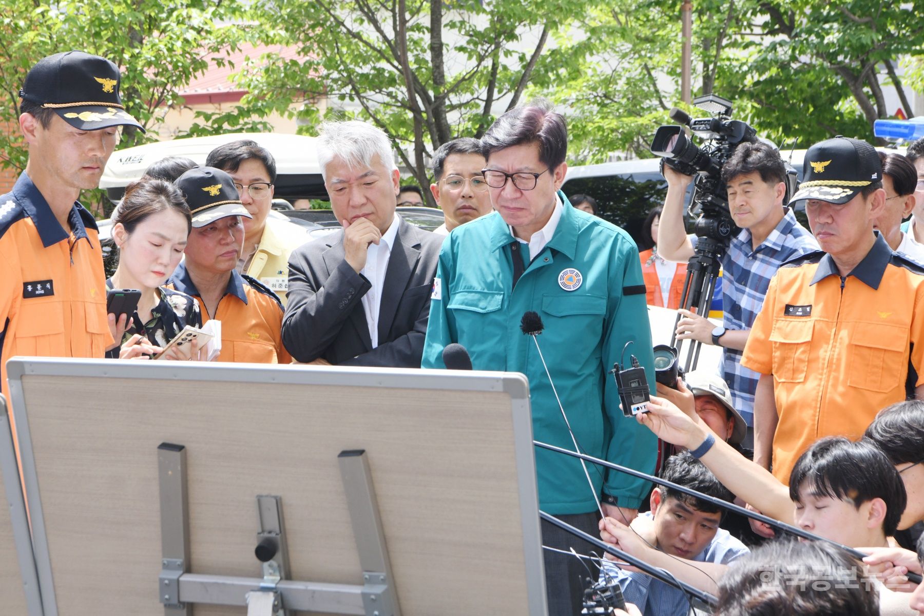 부산시, 기장군 아파트 화재 사고 대응 총력… 돌봄서비스·노후 공동주 안전망 대책 마련 기사 사진