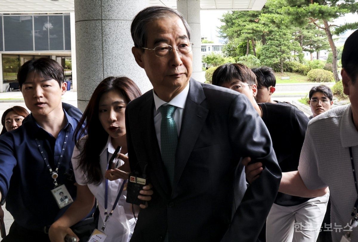 내란특검, 尹 '사후 계엄선포문' 혐의에 한덕수 공범 적시 기사 사진