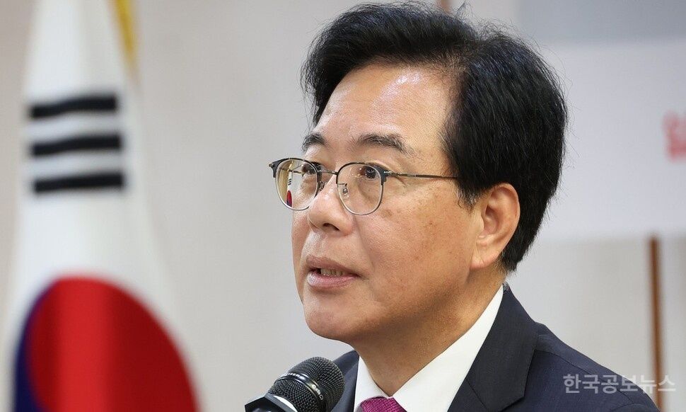 국힘 송언석 "조속한 시일 내에 신임 혁신위원장 임명할 것" 기사 사진