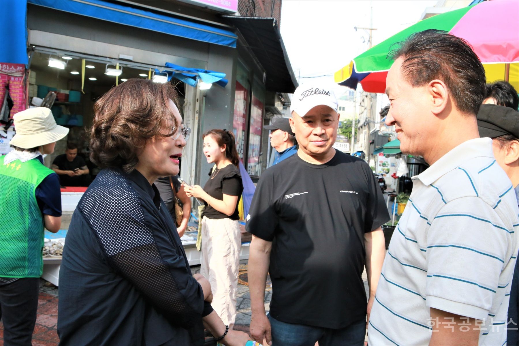 용산구, “자발적 상권 살리기조차 막아”… 용문시장 상인회에 ‘자구안 없인 지원 없다’ 기사 사진