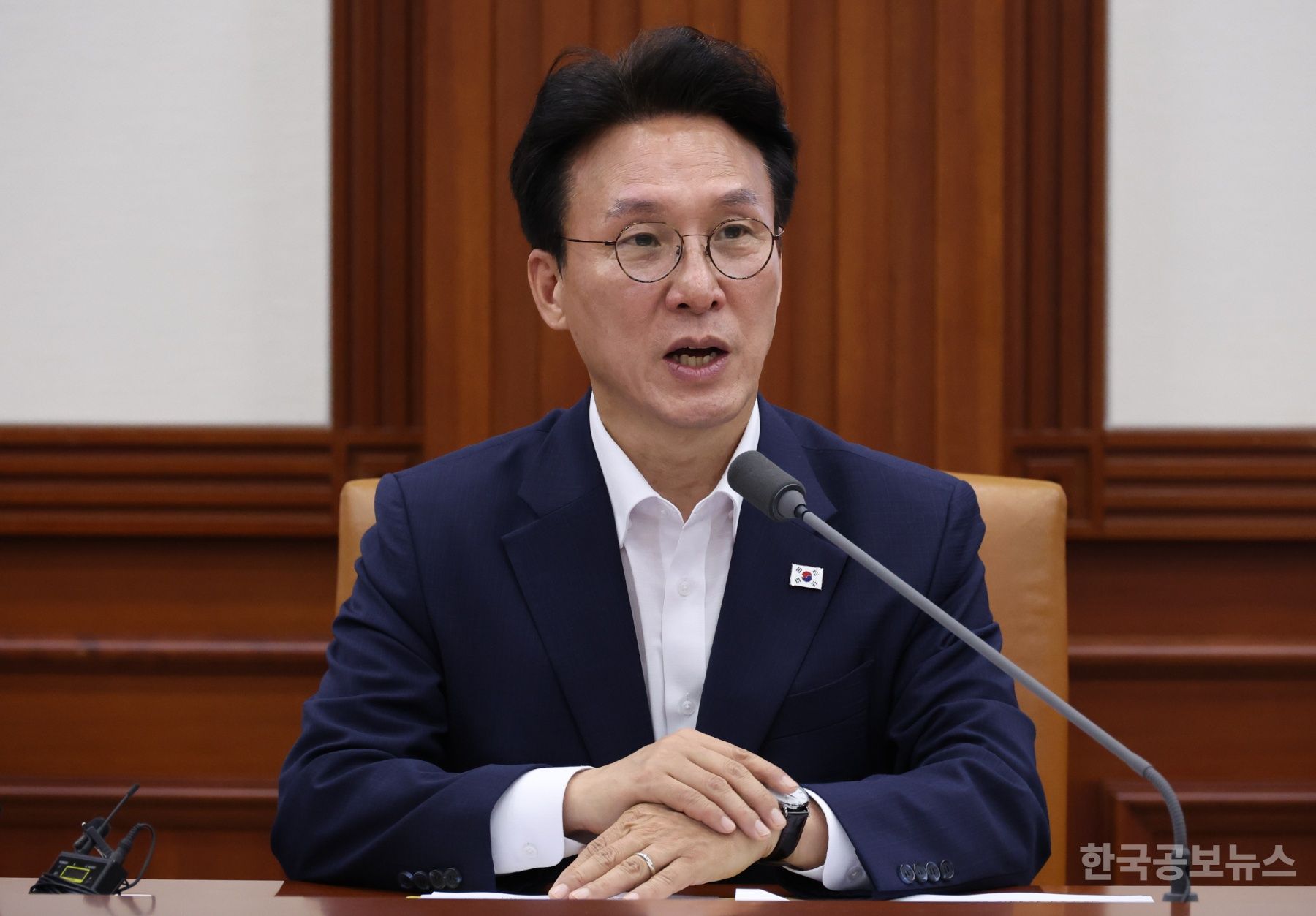 김민석 총리, 물가안정 위한 범부처 총력 대응 지시  기사 사진