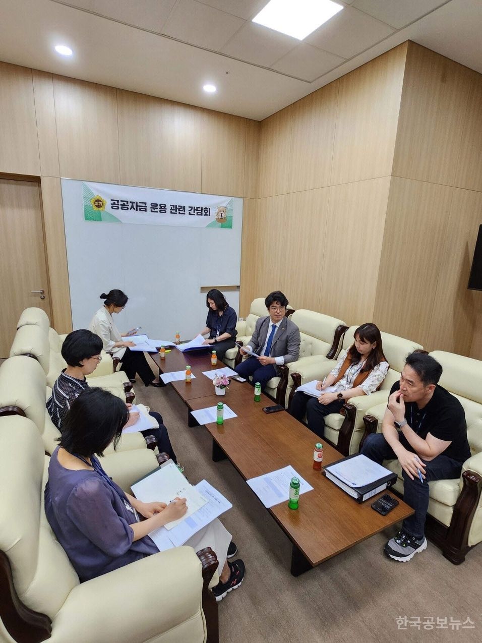 경기도의회 박상현 의원,  유휴자금 활용을 위한 ‘실무 중심의 해법 모색 T/F’ 첫 회의 개최 기사 사진