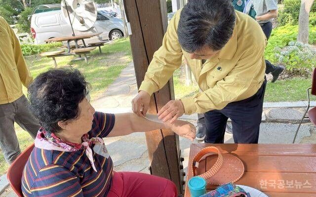 광주 서구, 폭염에 '찾아가는 안전 캠페인'  기사 사진