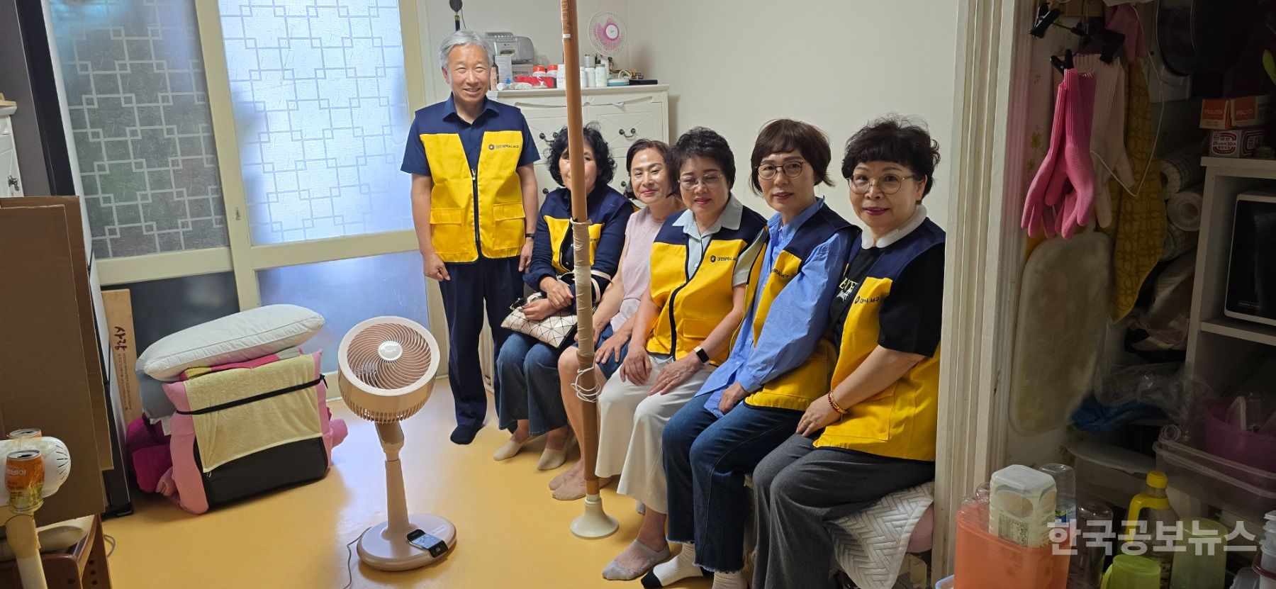 월평2동 지사협, 무더위 취약계층에 서큘레이터 지원 기사 사진