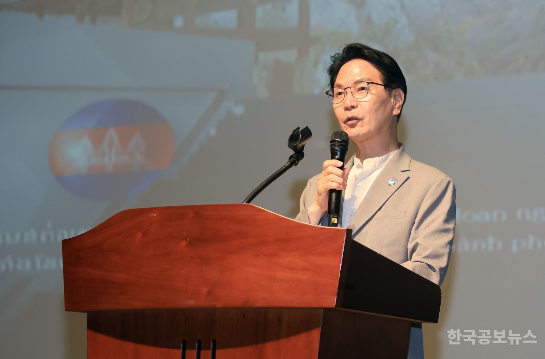 고창군, 올해 외국인 계절근로자 ‘3천명’ 들어온다..“전국 최다”  기사 사진