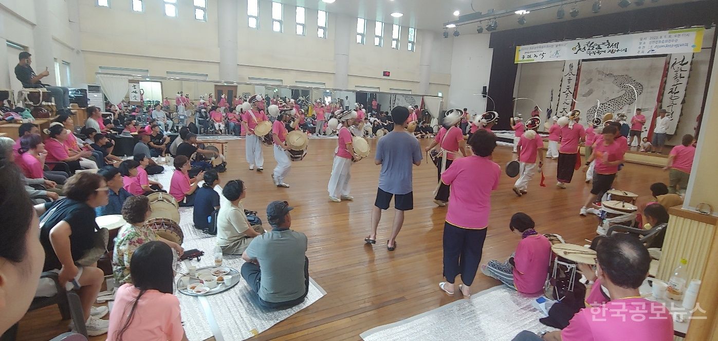 술멕이굿‘맛나게 놀아봐’ 개최  기사 사진