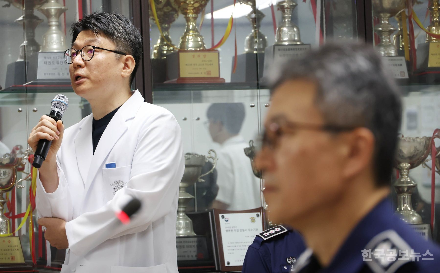 '尹 특검 조사 거부'에 서울구치소 "尹, 수사 못할 정도로 건강 악화된 상황 아냐" 기사 사진