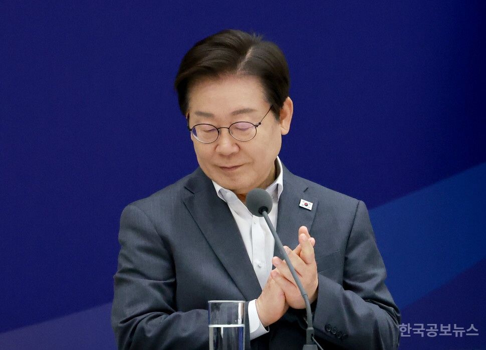 李 대통령, 8월 4일부터 거제 저도서 4박5일 여름휴가 기사 사진