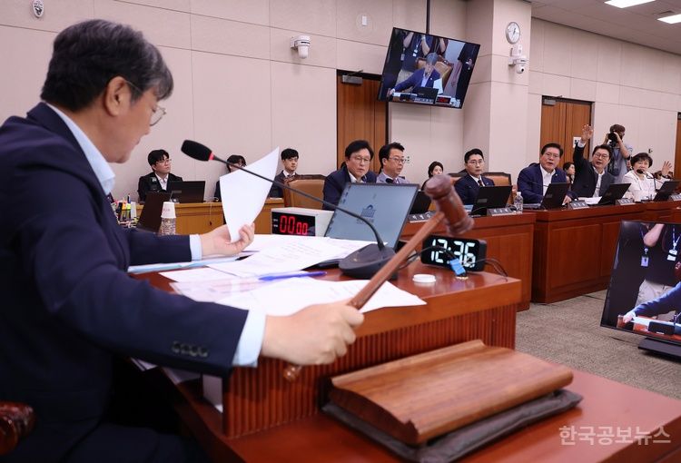 與, 방송3법·노란봉투법 등 국회 본회의 상정…8월 임시회도 '필리버스터' 정국 예고 기사 사진