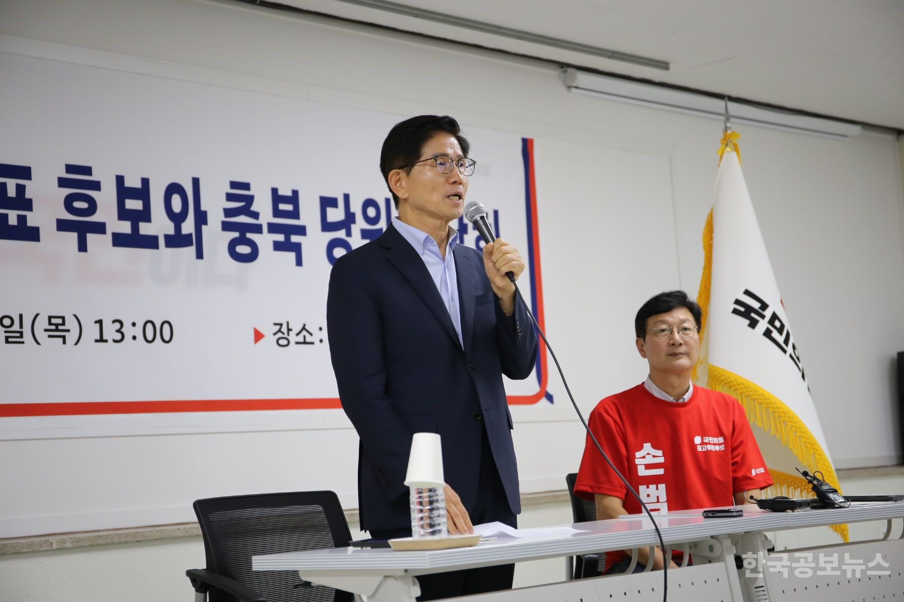 김문수 "尹, 입당하면 당연히 받을 것…구치소서 온갖 인권침해 당하고 있어" 기사 사진