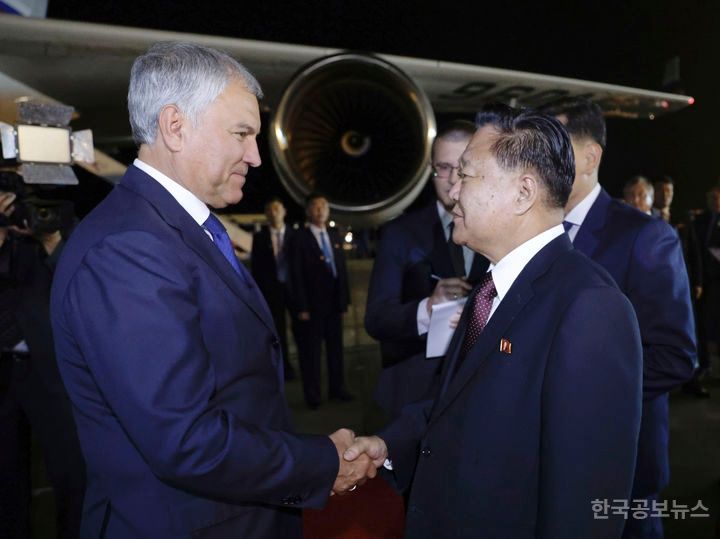 볼로딘 러시아 하원의장, 평양서 김정은 위원장과 회담 기사 사진