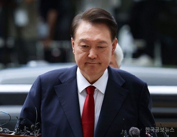  尹 측 '내란 특검 추가 기소' 재판부에 기일 변경 신청 기사 사진