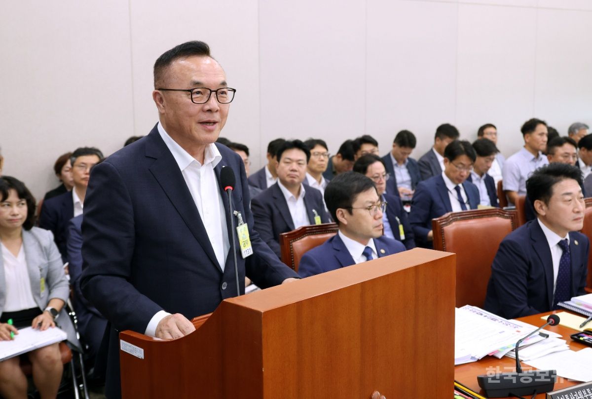 황주호 한수원 사장 "美 웨스팅하우스와 계약, 정당하다 생각할 수 없지만 감내하고 이익 남길만 해"  기사 사진