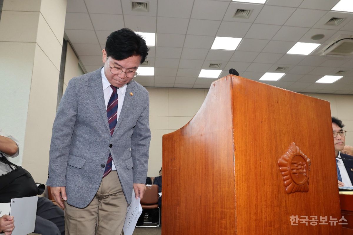 김영훈 고용장관, '무궁화호 7명 사상' 사고에 사과  기사 사진