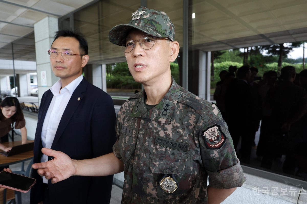 내란 특검, '평양 무인기' 관여 의혹 김용대 변호인 조사 참여 중단 "군사기밀 유출" 기사 사진