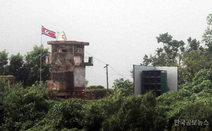北 "韓, 8월 19일 공사 중인 우리군에 경고사격…도발행위 중지하라" 기사 사진