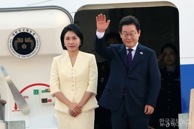 李 대통령, 도쿄 도착…이틀간 방일 일정 돌입 기사 사진