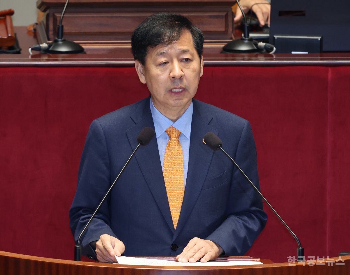 구윤철 경제부총리 "대내외 불확실성 여전히 높아. 경기활성화대책 적극 추진" 기사 사진