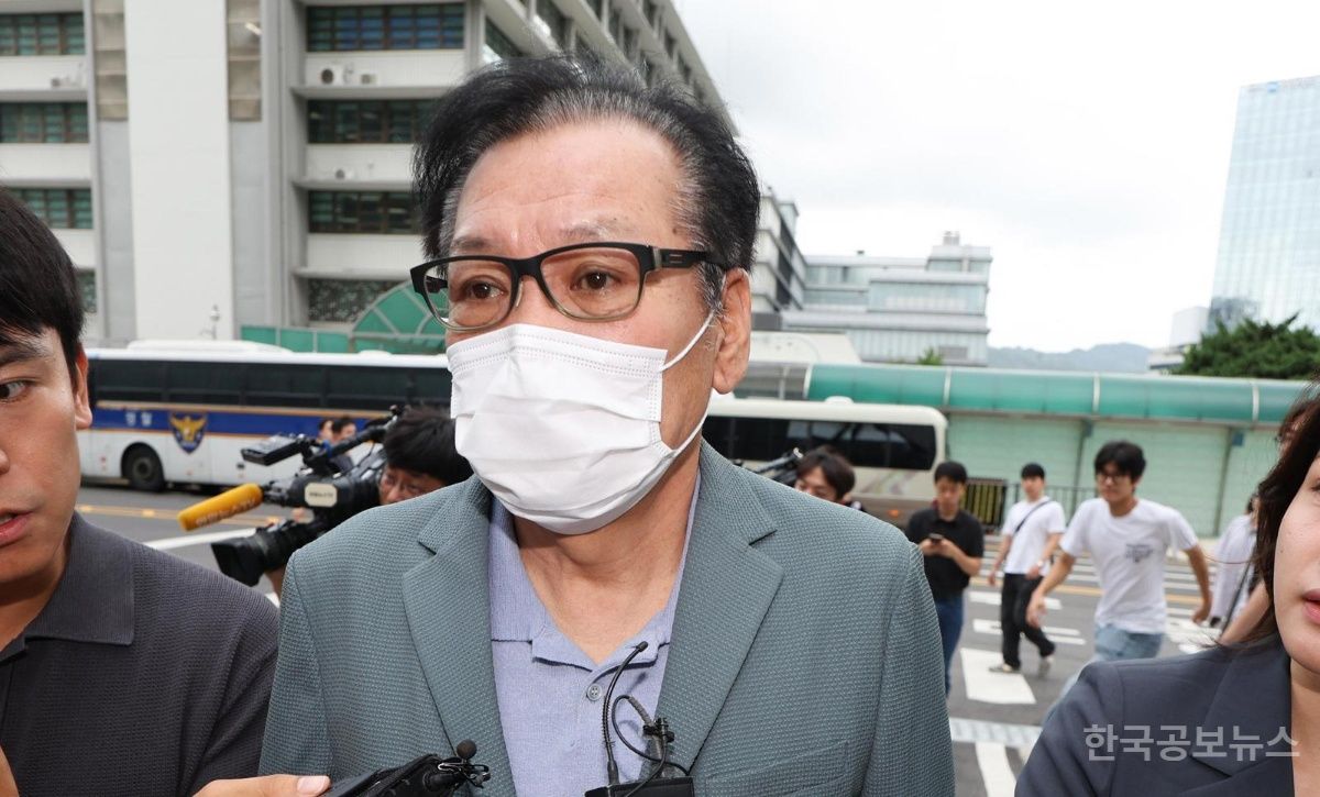 김건희 특검, 건진법사 소환…통일교, 국힘에 조직·자금 지원 의혹 조사 기사 사진
